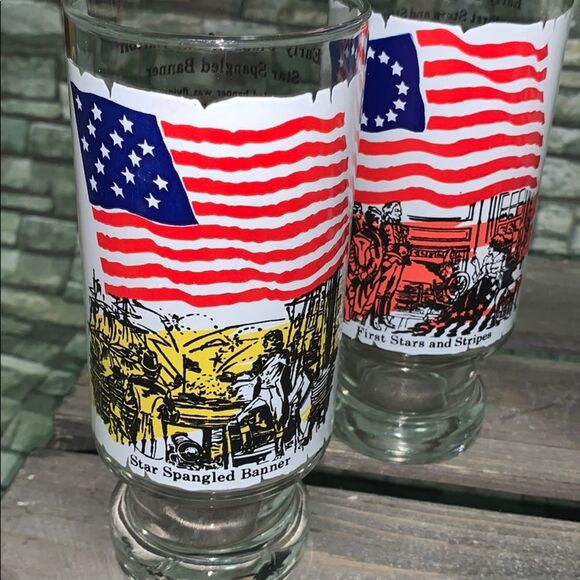 American history glasses set of 4 - Picture 2 of 5